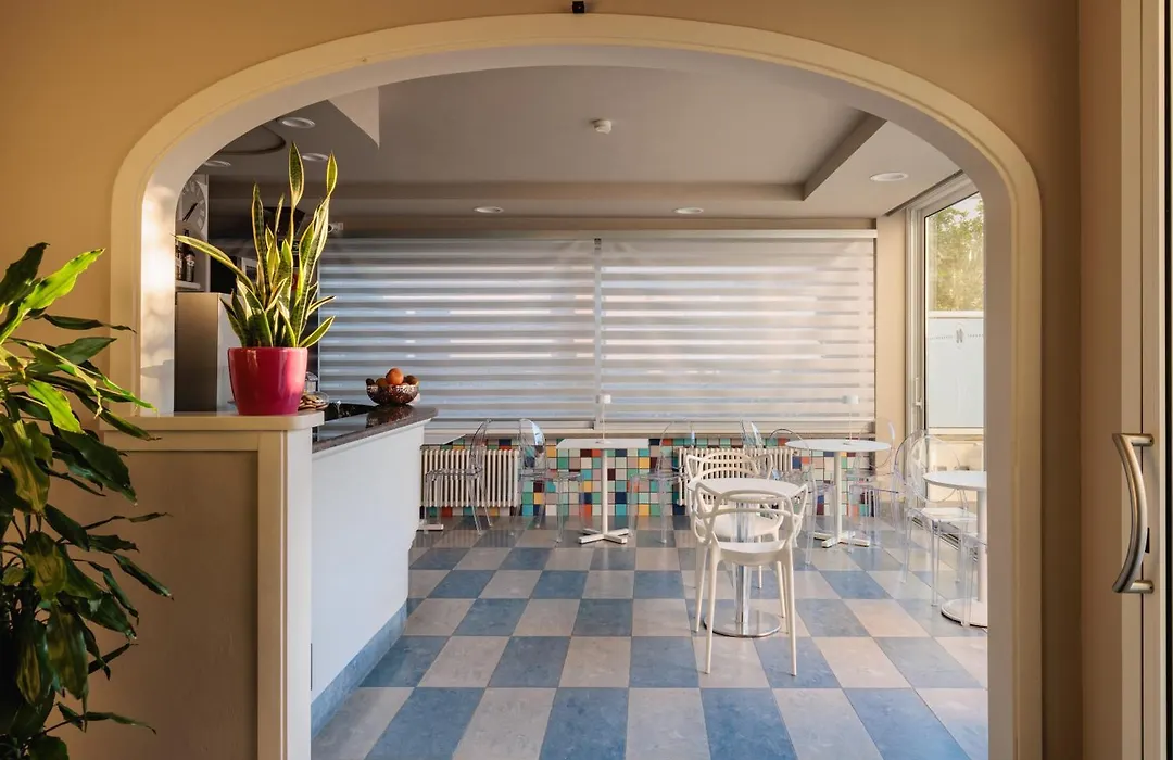 Hotel Nina-1