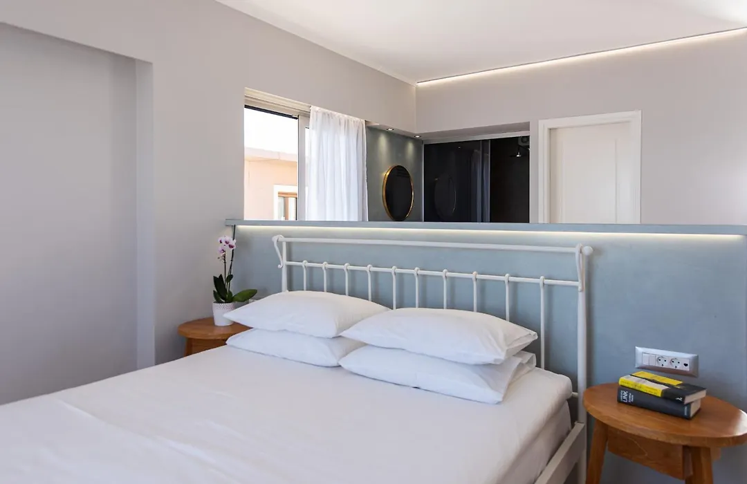 The Mini Beach Hotel-1