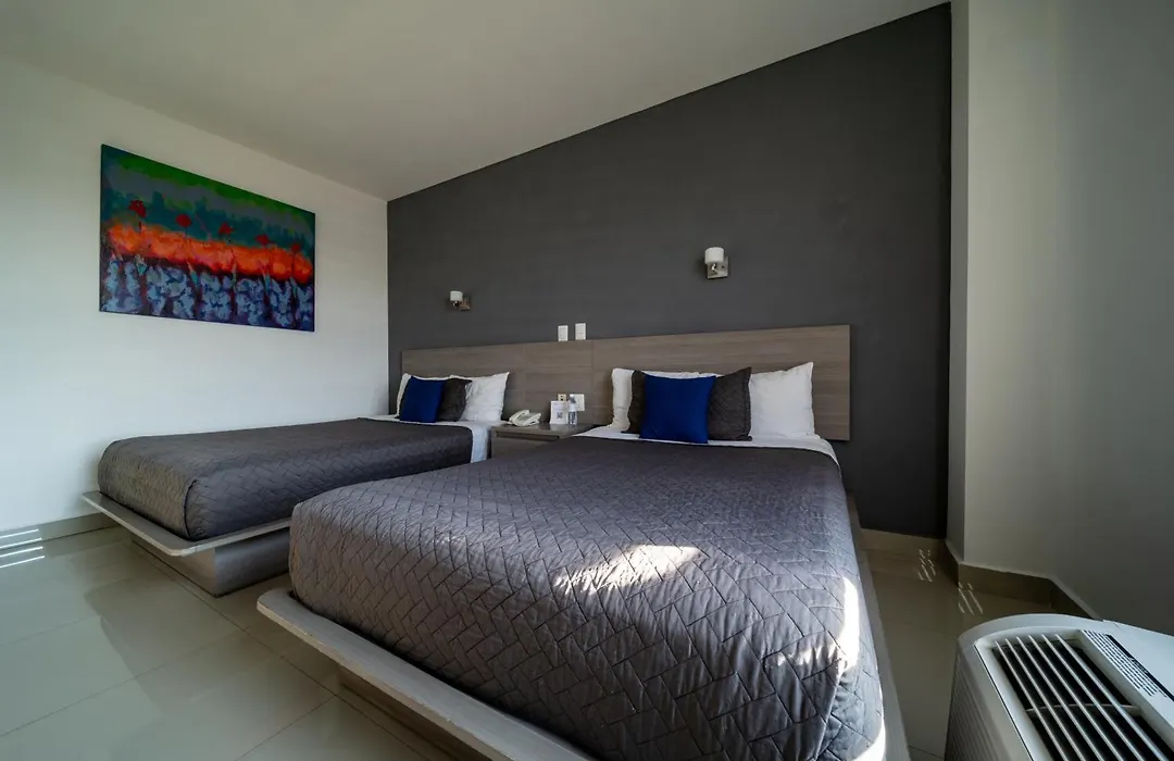 Hotel Nuve Torreón-1