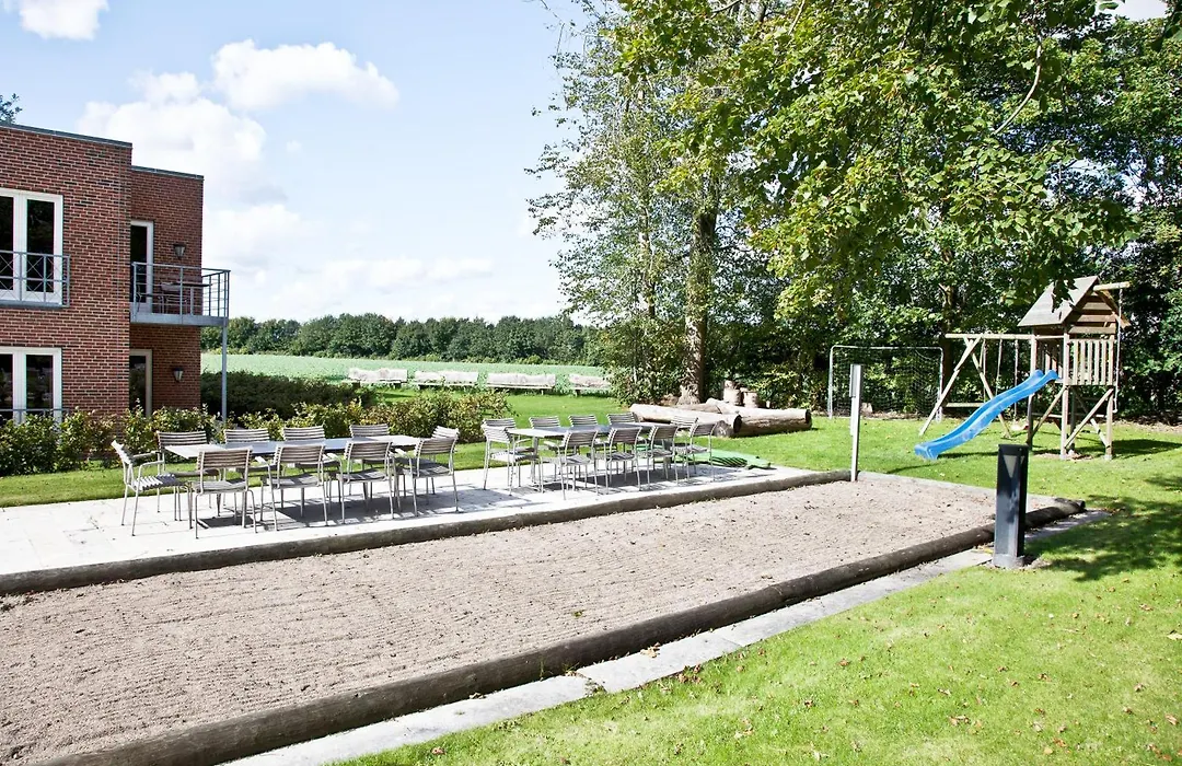 Montra Hotel Sabro Kro-1