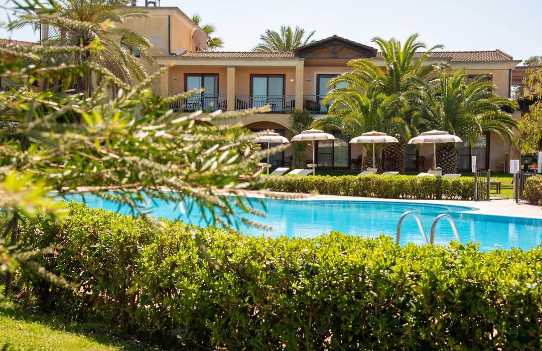 Hotel Santa Gilla-1