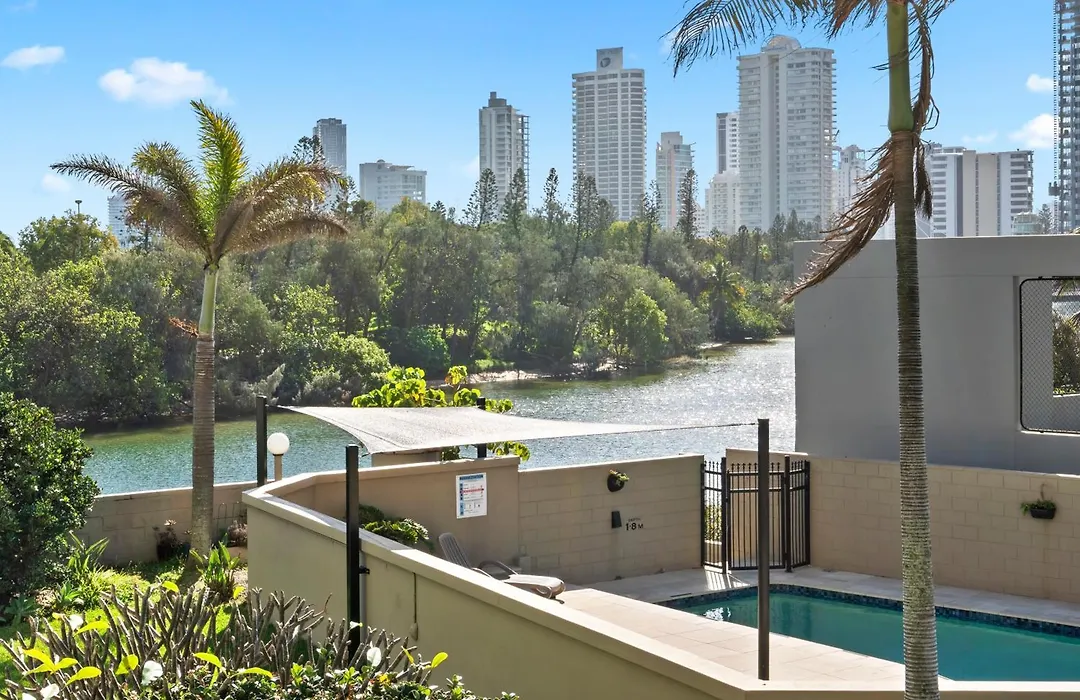 Narrowneck Court Holiday Apartments-1