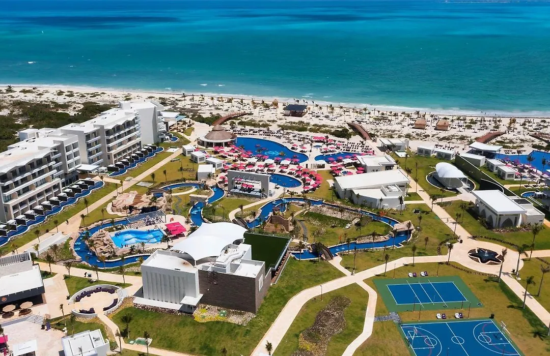 Planet Hollywood Cancun By Royalton, An Autograph Collection All-Inclusive Resort (Adults Only)-1