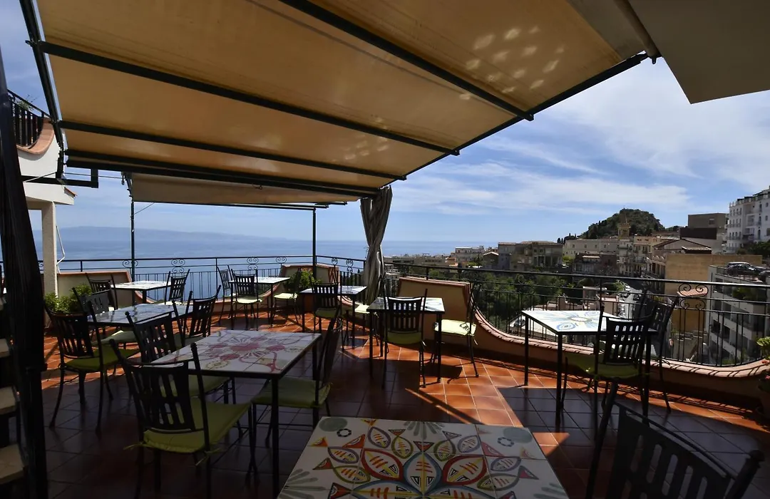 Hotel Condor-1
