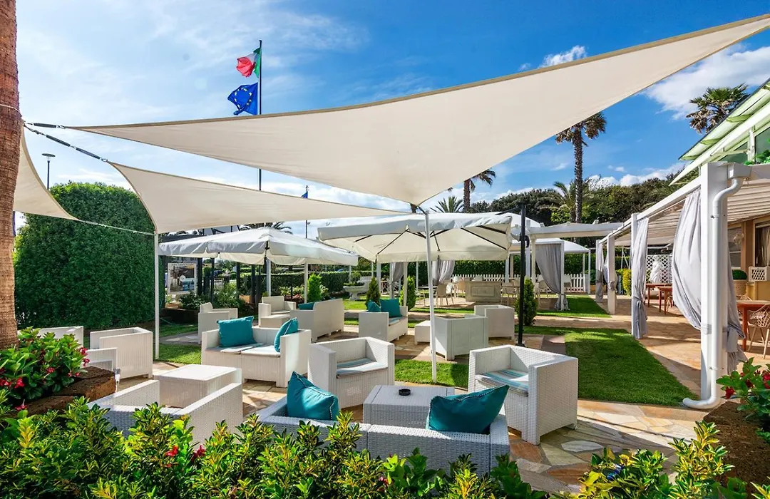 Hotel Siesta-1