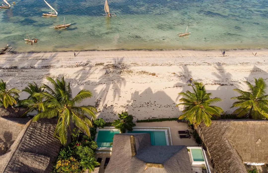 Joya' Beach Suites & Villa-1