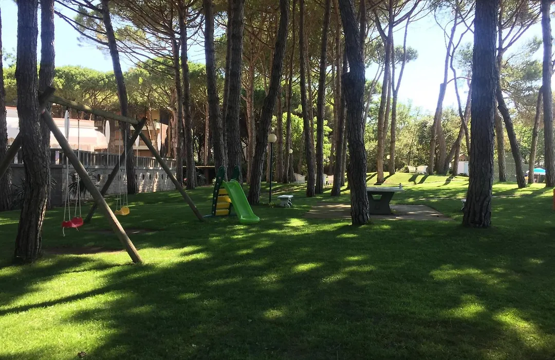 Hotel Beau Rivage Pineta-1