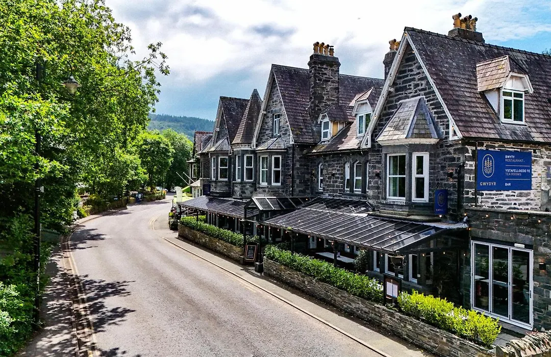 Gwydyr Hotel-1