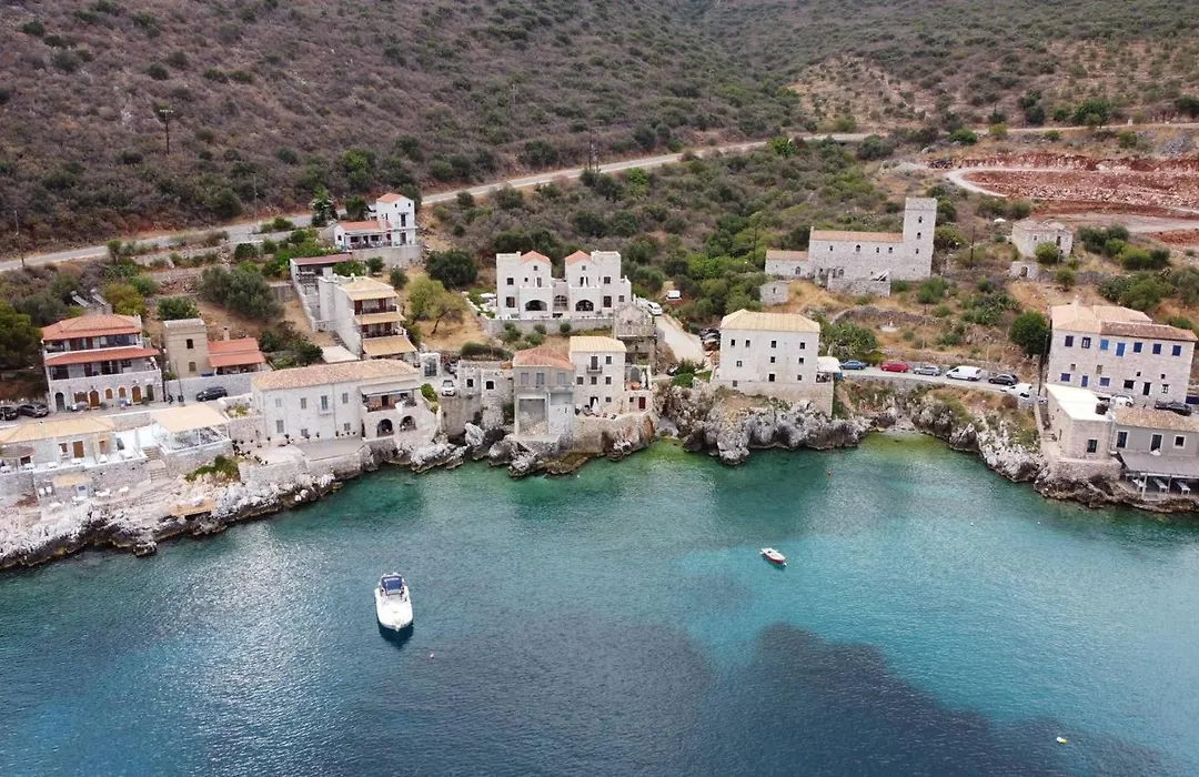 Pirgos Mavromichali-1
