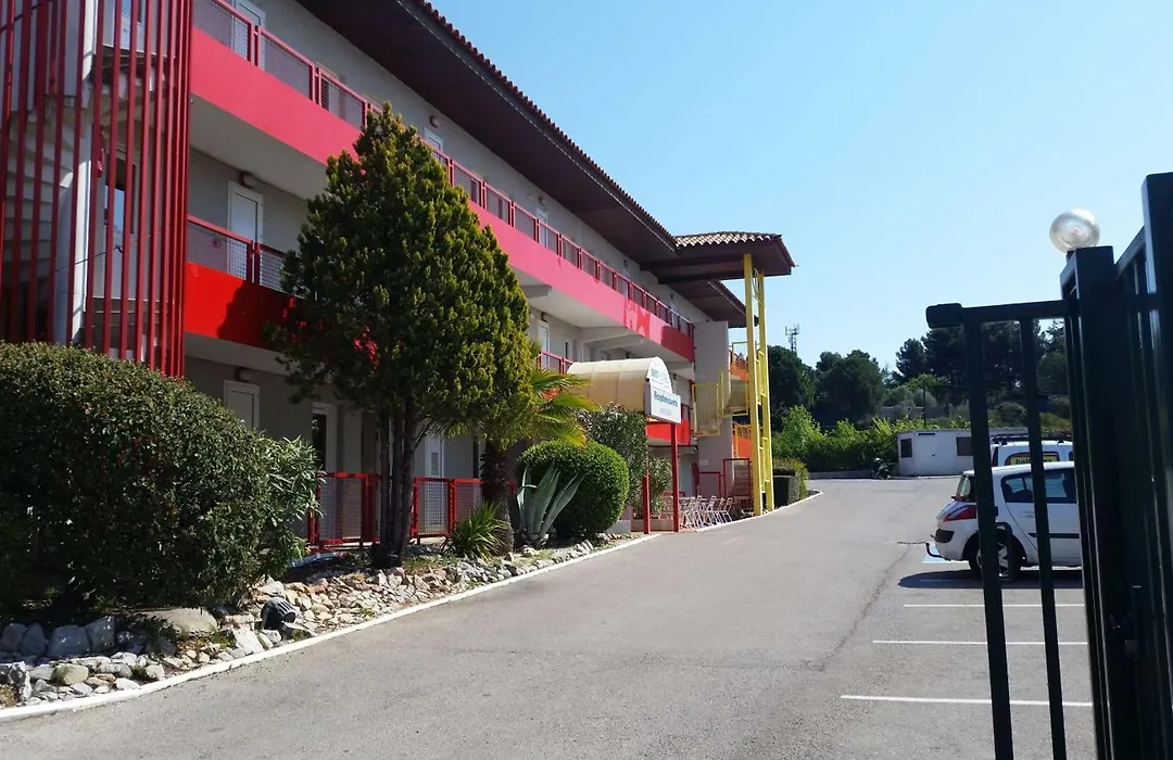 Brit Hotel Essentiel Sète / Balaruc-1