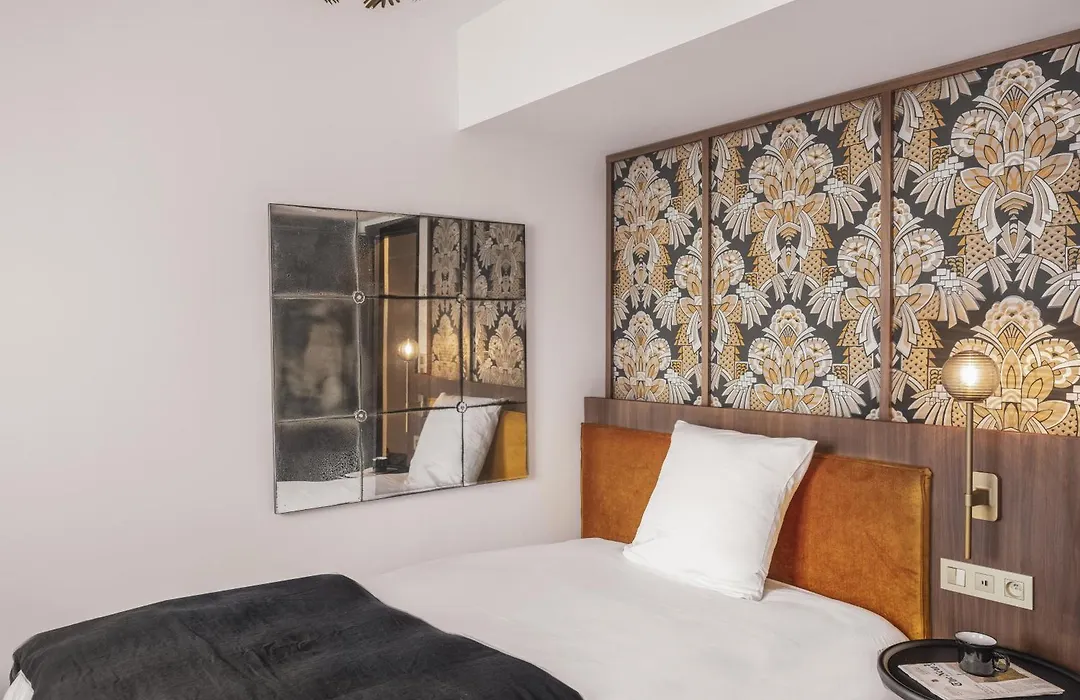 Billie Hotel-1