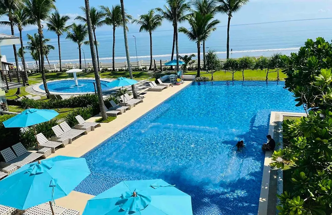 Costa Pacifica Baler-1
