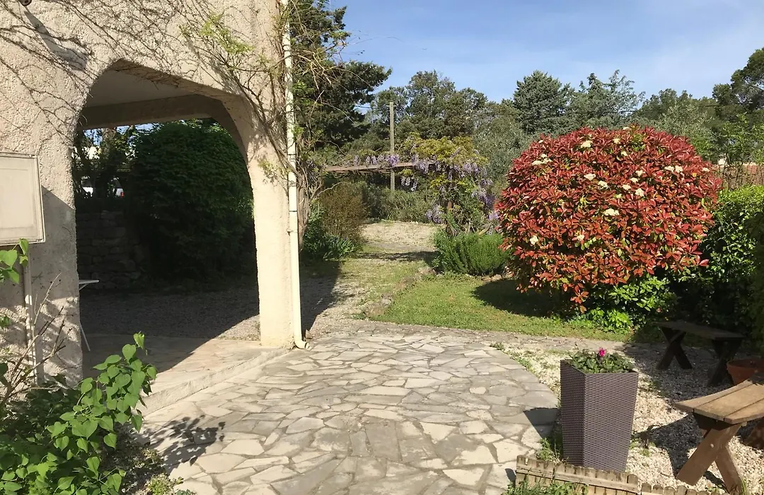 Le Patio Fleuri-1