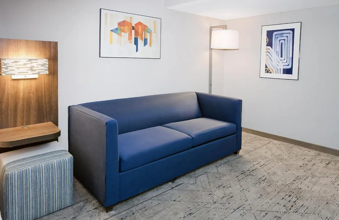Holiday Inn Express & Suites Port Washington By Ihg-1