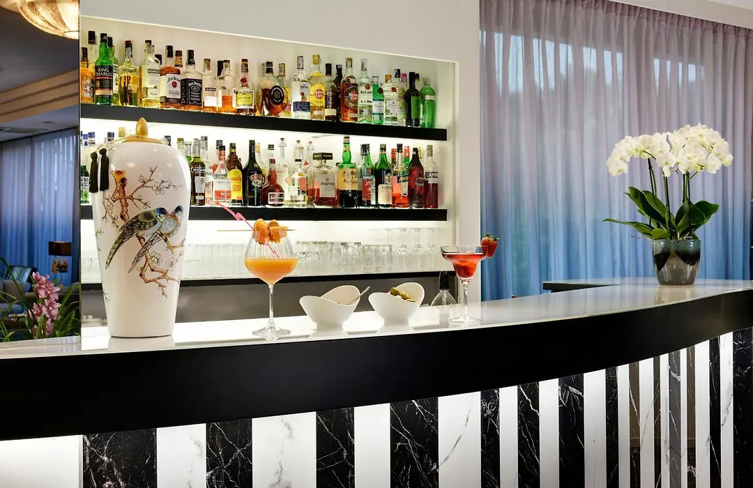 Hotel Continental Wellness & Spa-1