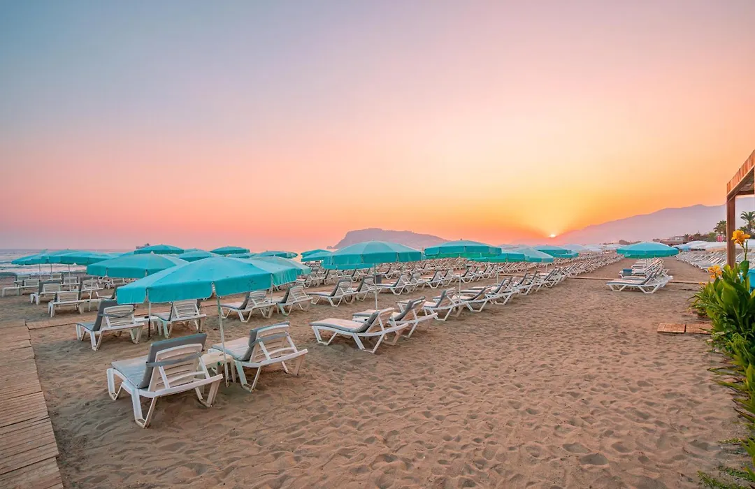 Avena Resort & Spa Hotel-1