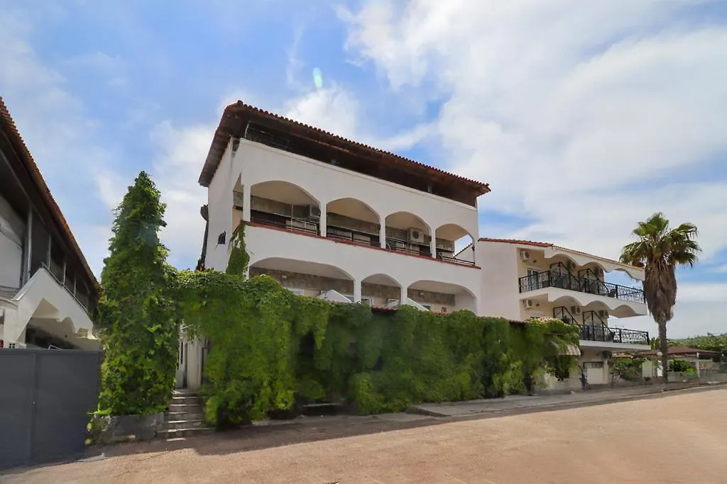 Hanioti Grand Victoria-1