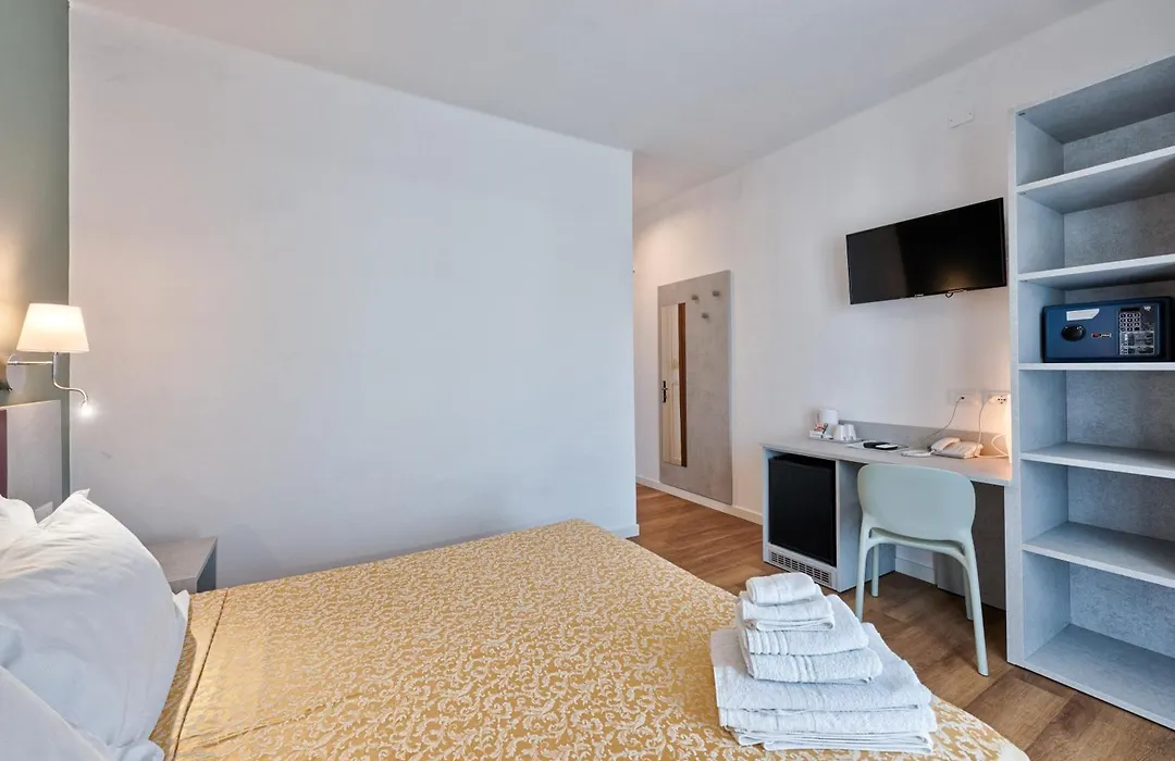 Hotel Al ponte-1