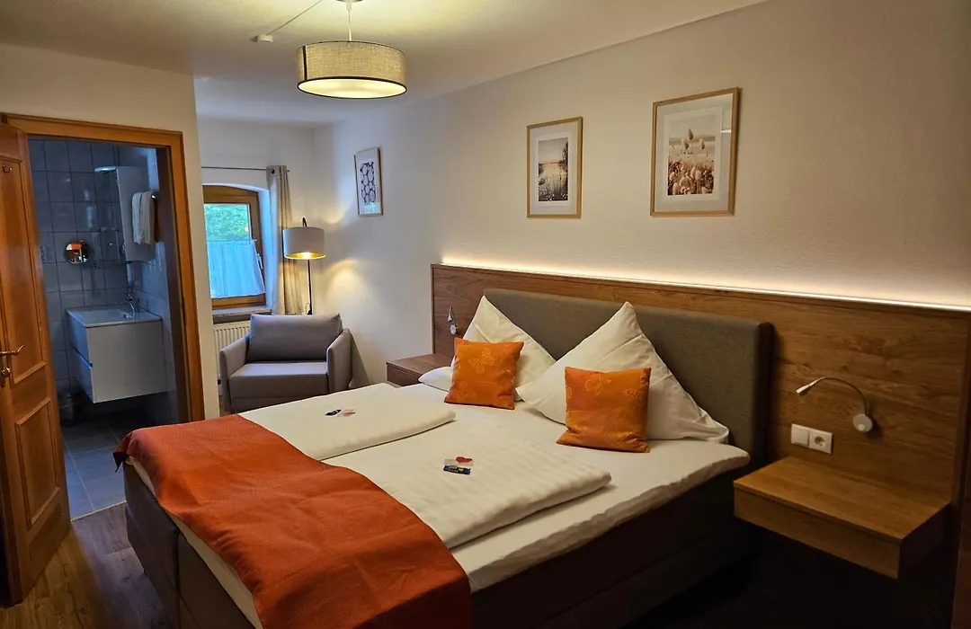 Land-gut-Hotel Gasthof Waldschänke-1