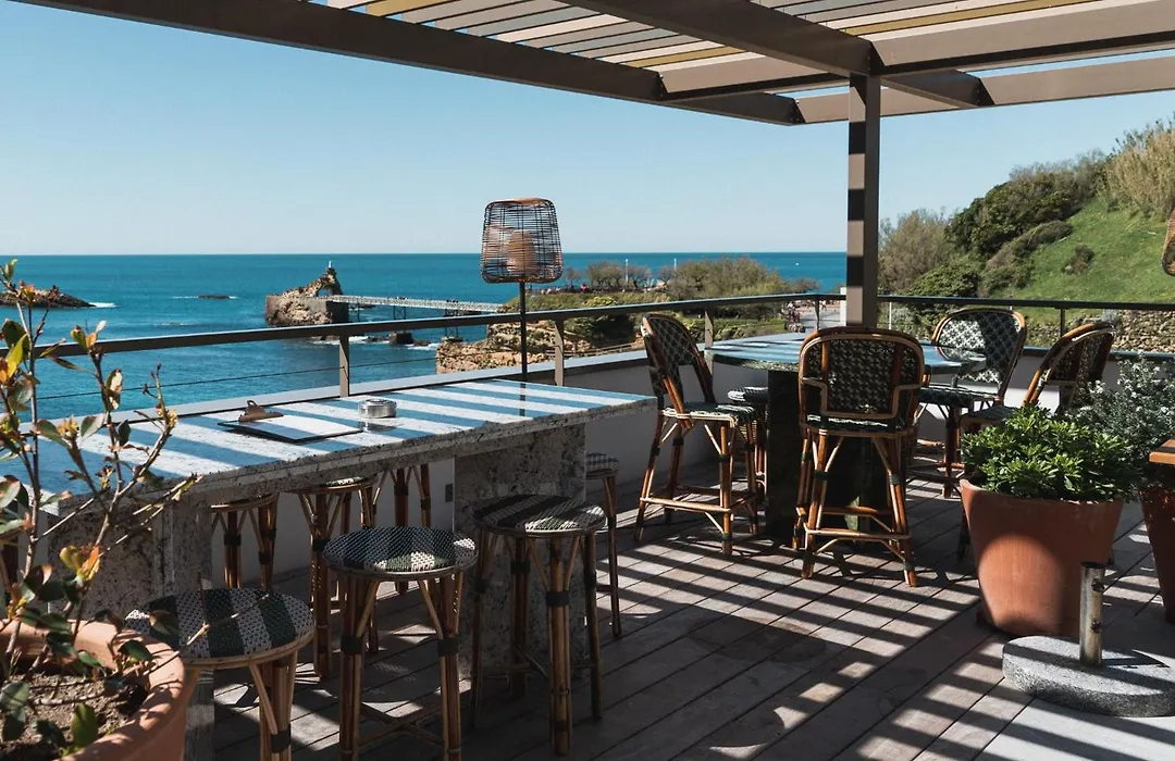 Hotel De La Plage-1