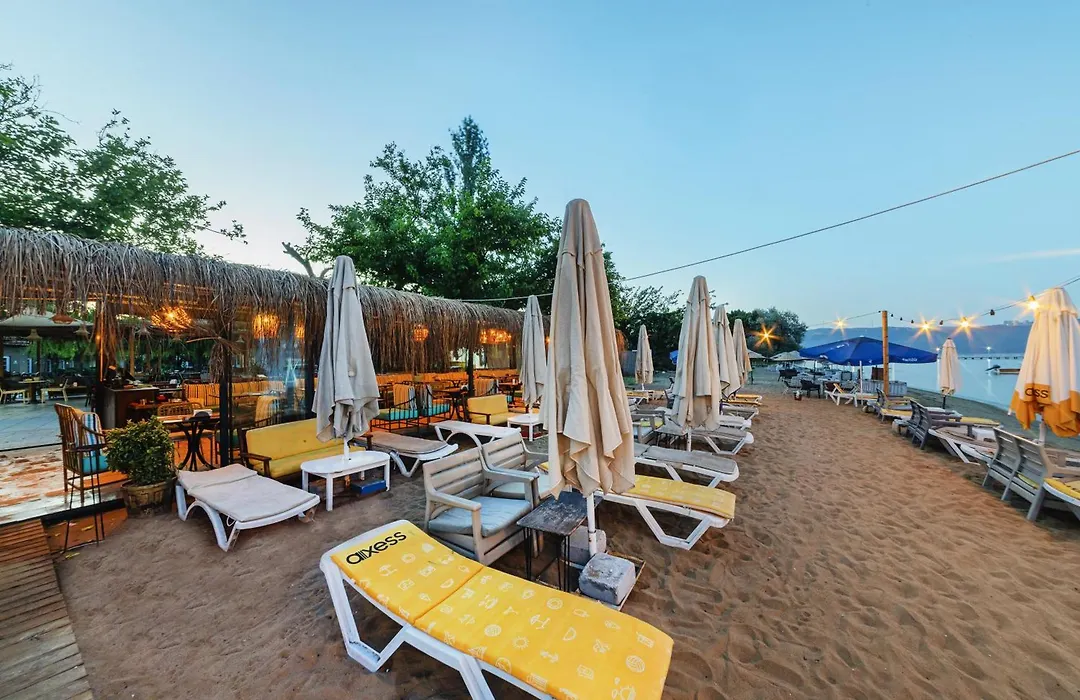 Kiraz Beach Otel-1