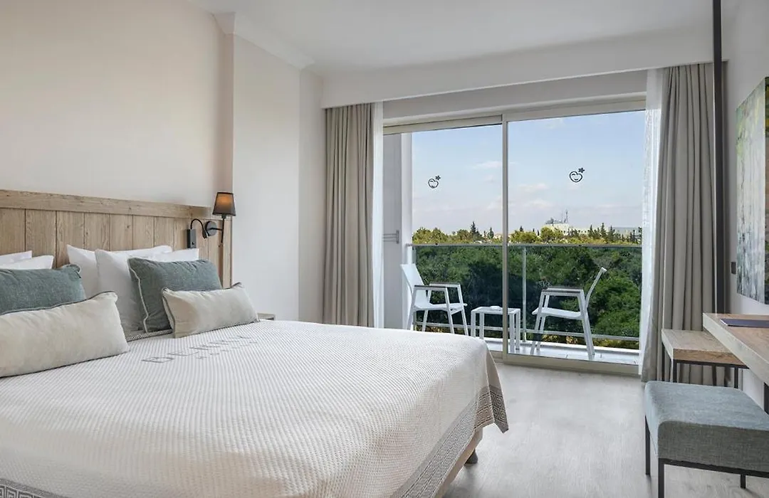 Berry Blue Hotels-1