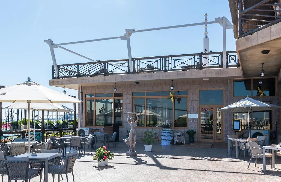 Sandy Beach Hotel&Resort-1