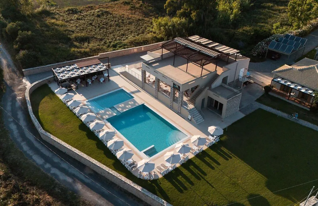Niriides Luxury Villas-1