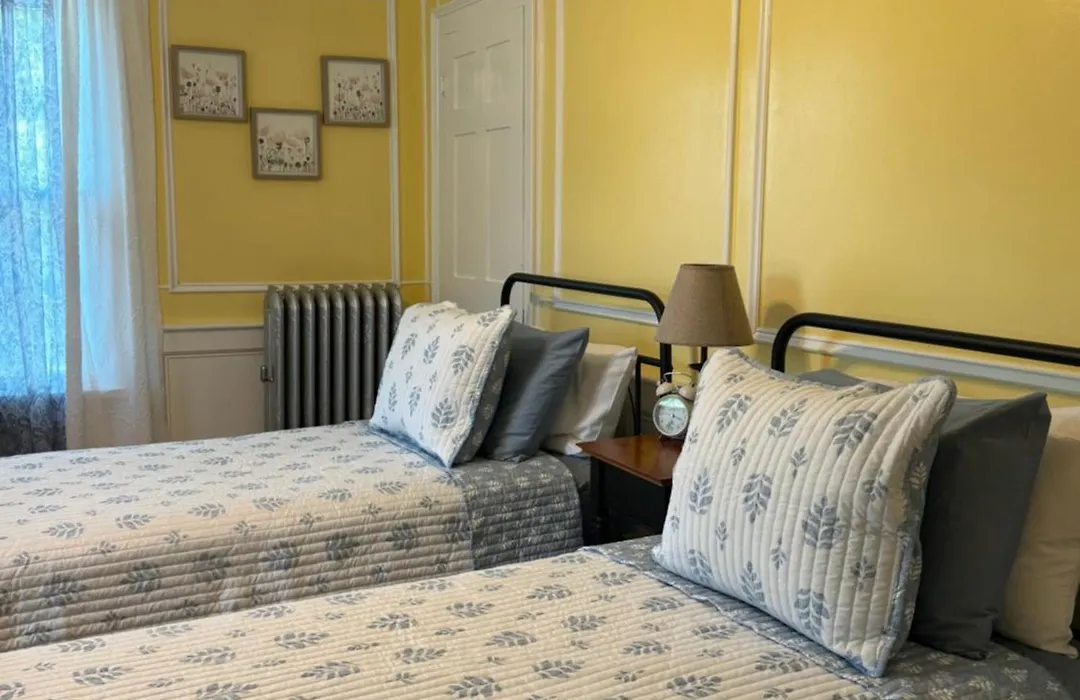 Harbour House Inn B&B-1