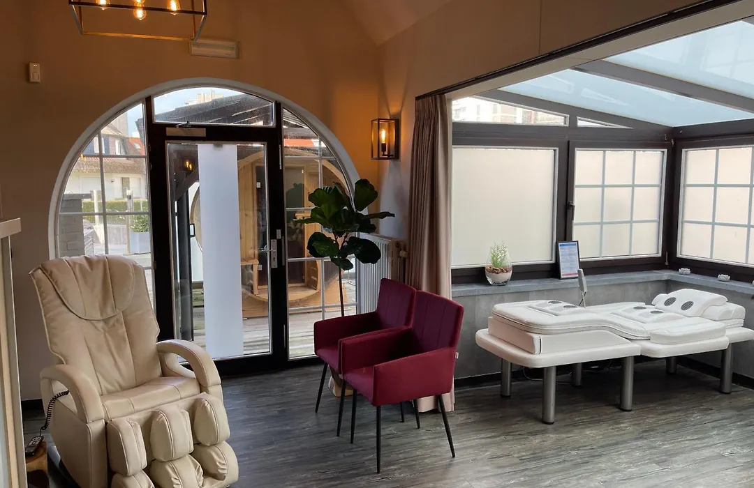 Villa Hotel (Adults Only)-1