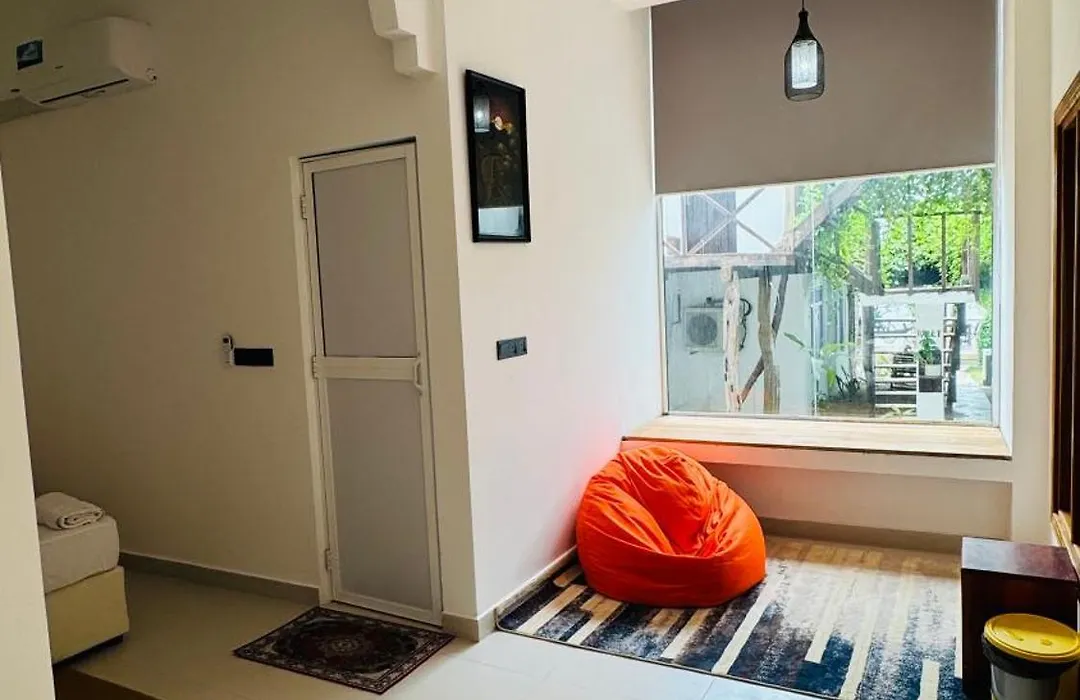 Arugambay Surf Resort-1