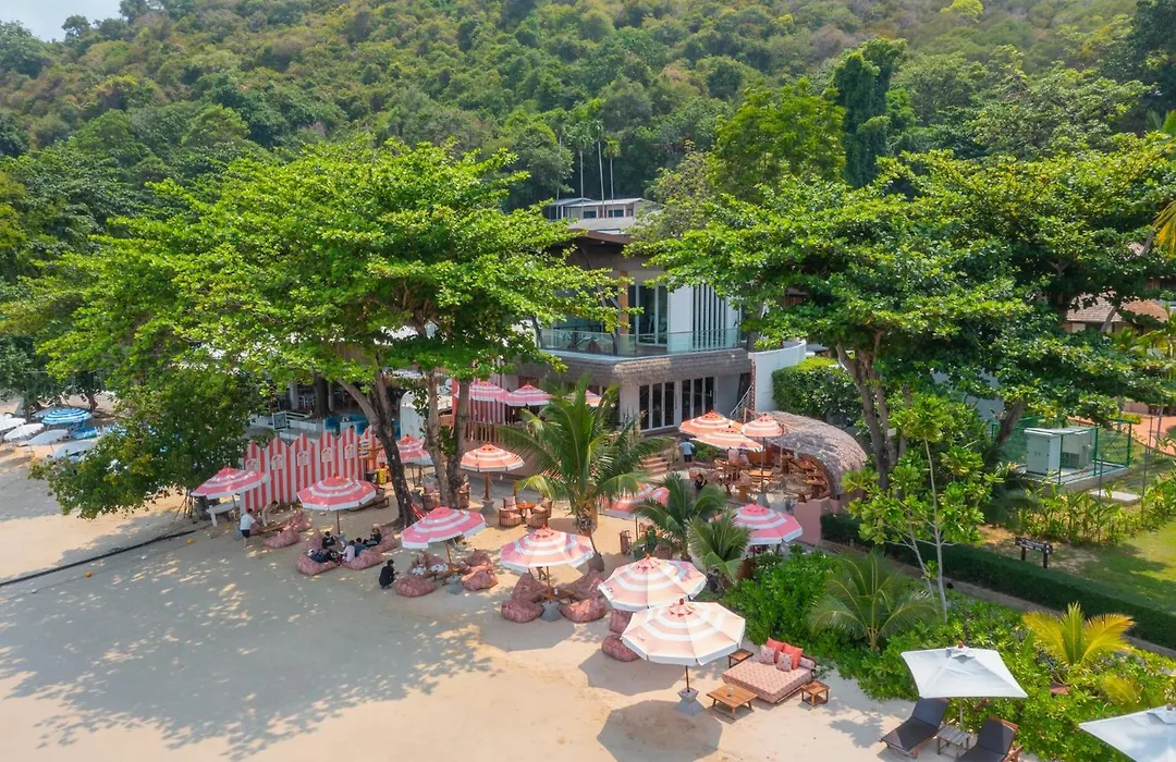 Le Vimarn Cottages & Spa-1