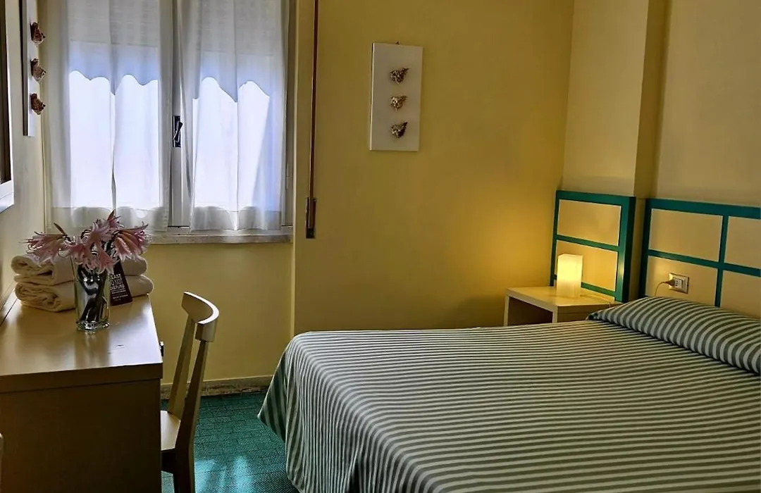 Hotel La Scogliera-1
