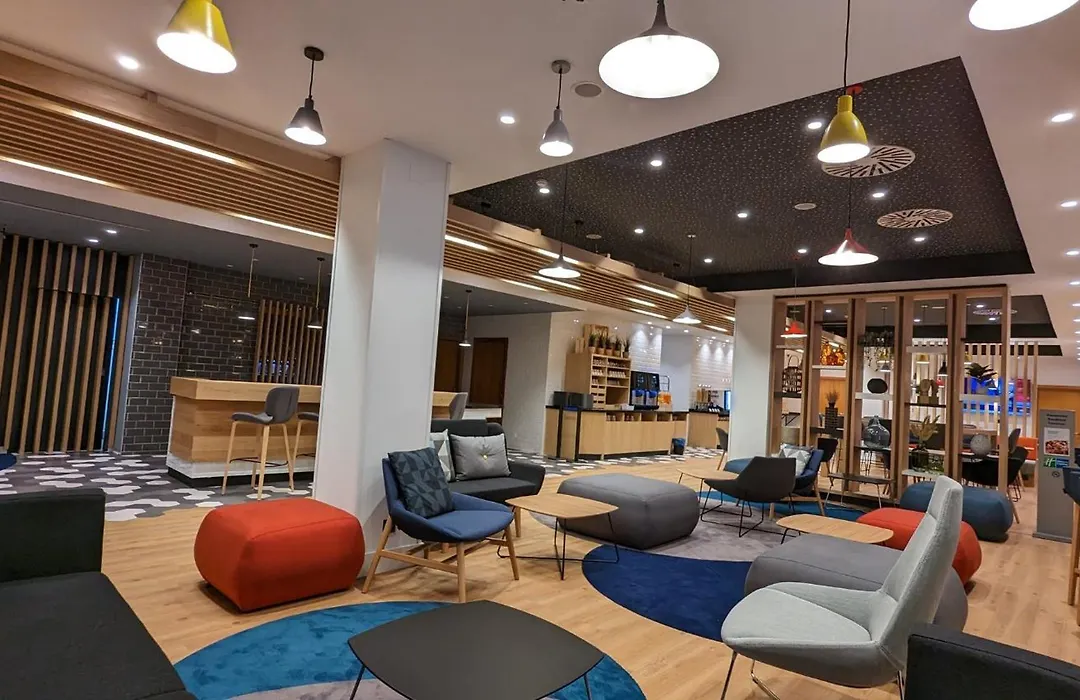 Holiday Inn Express Bilbao Airport By Ihg-1