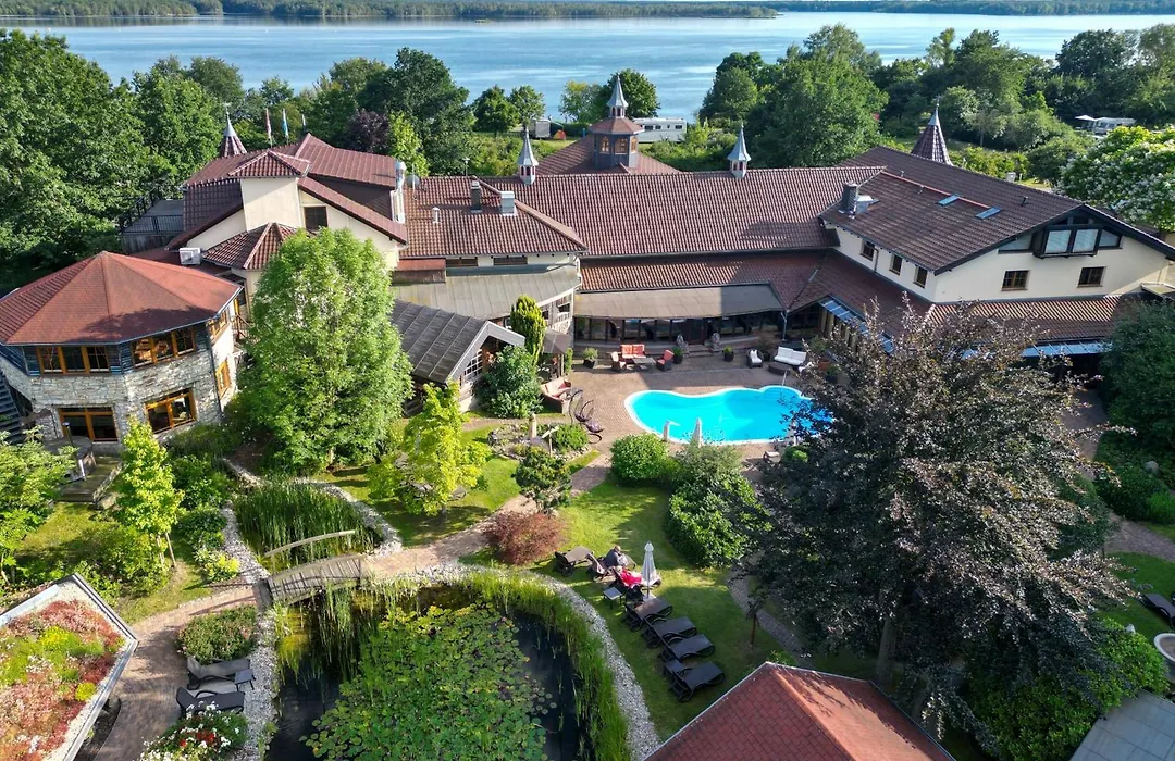 Wellnesshotel Seeschlößchen - Privat- Spa&Naturresort-1