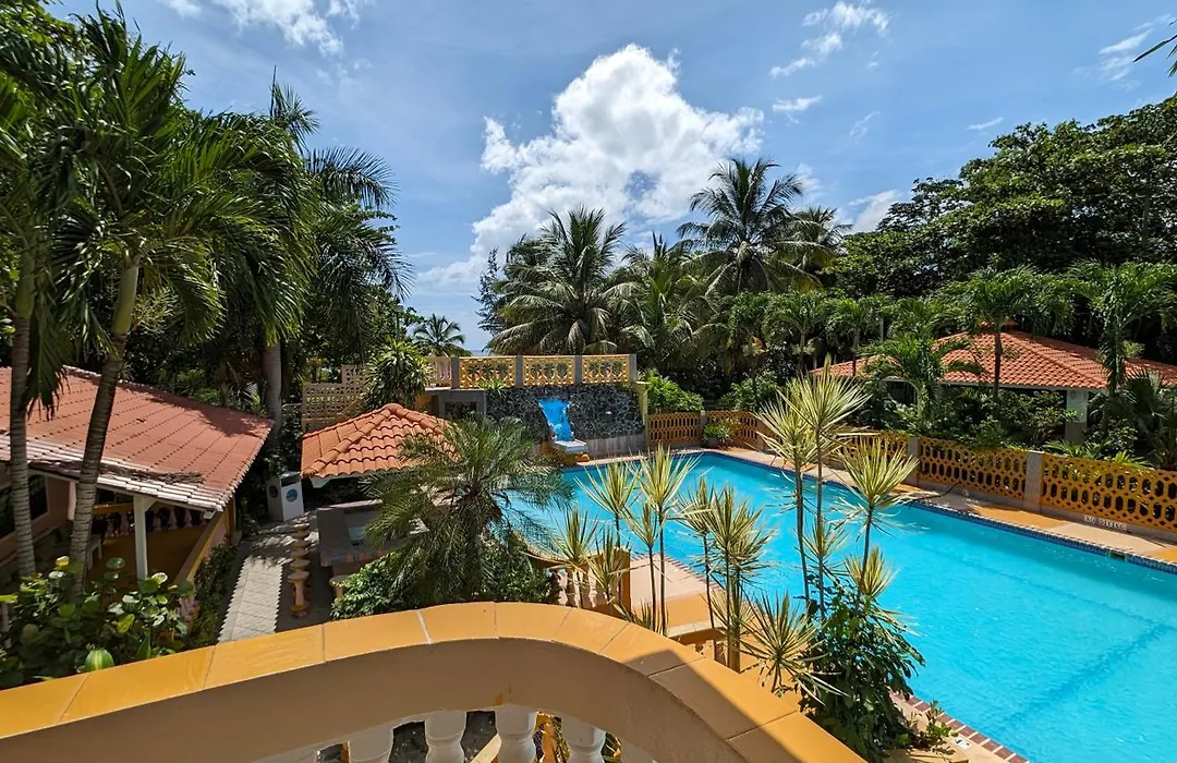 Yukayeke Playa Resort-1