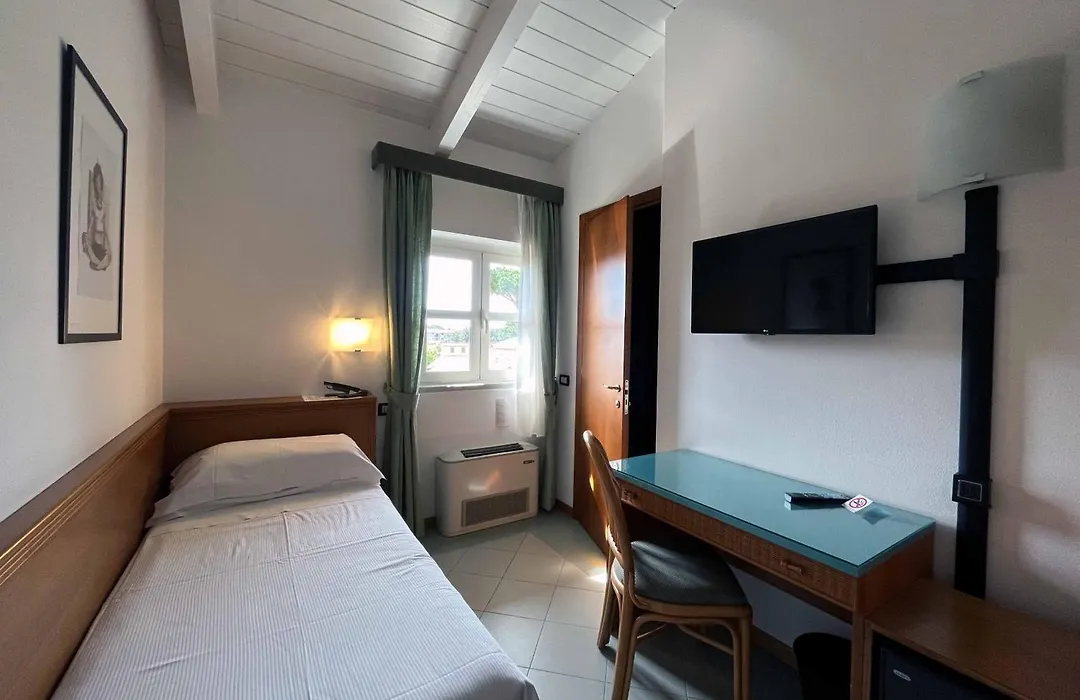 Hotel Regina-1