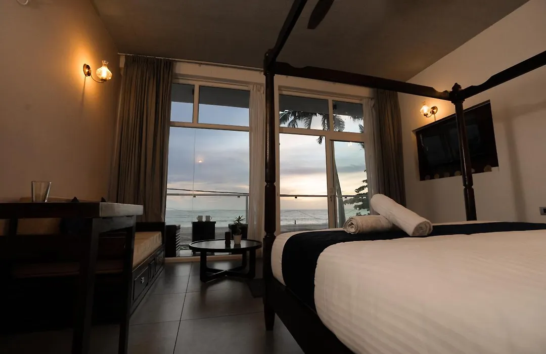 Akoya Beach Villa-1