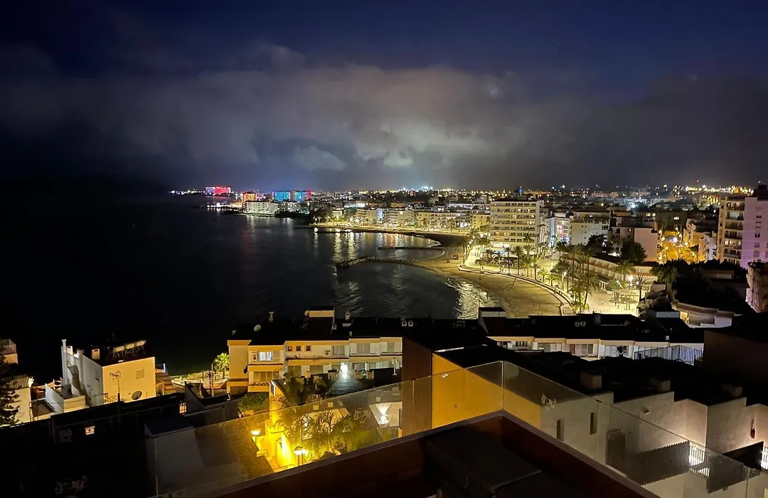 Hotel Cenit & Apts Sol Y Viento-1
