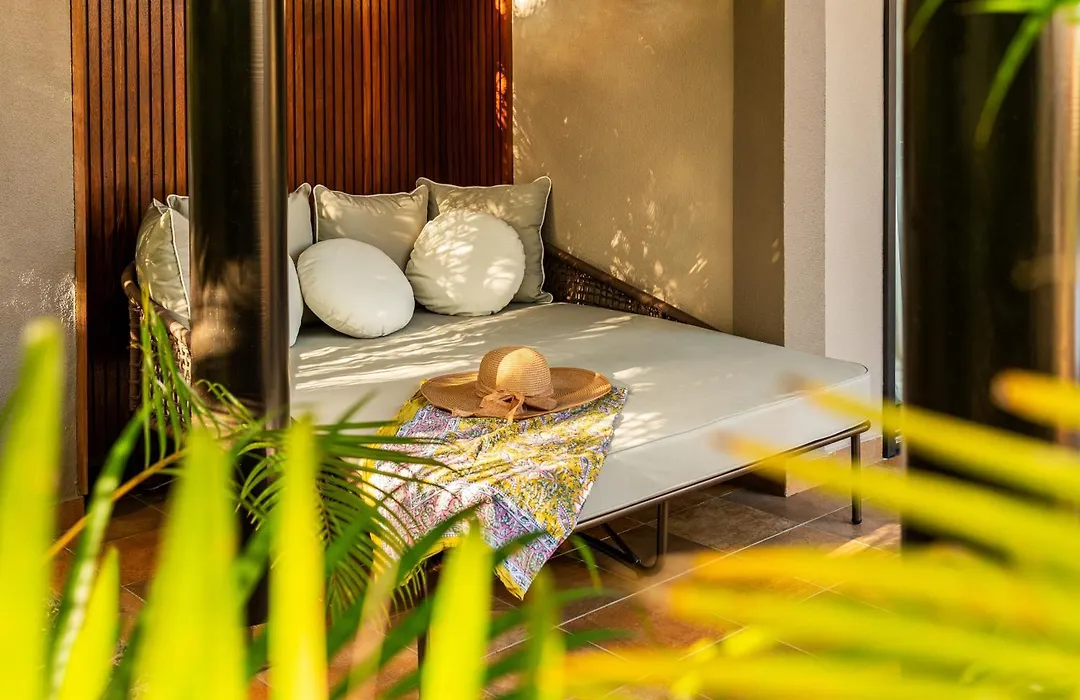 Palm Hotel & Spa-1