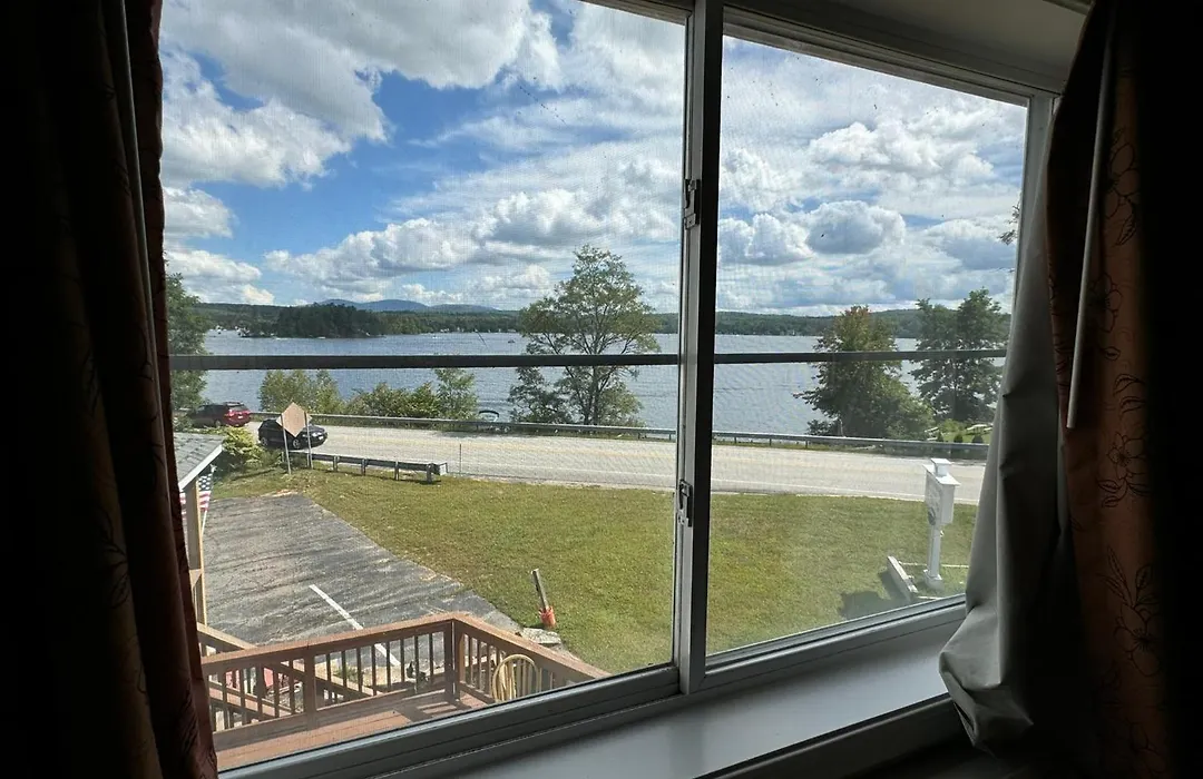 Winnisquam Lake Inn-1