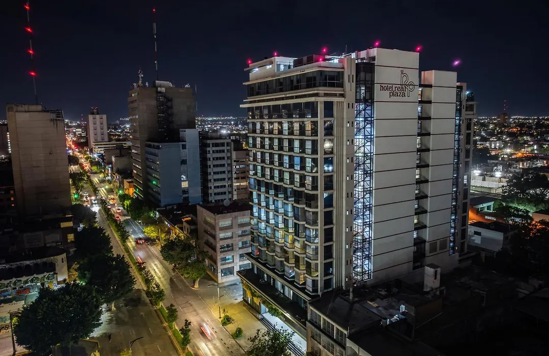Hotel Real Plaza-1