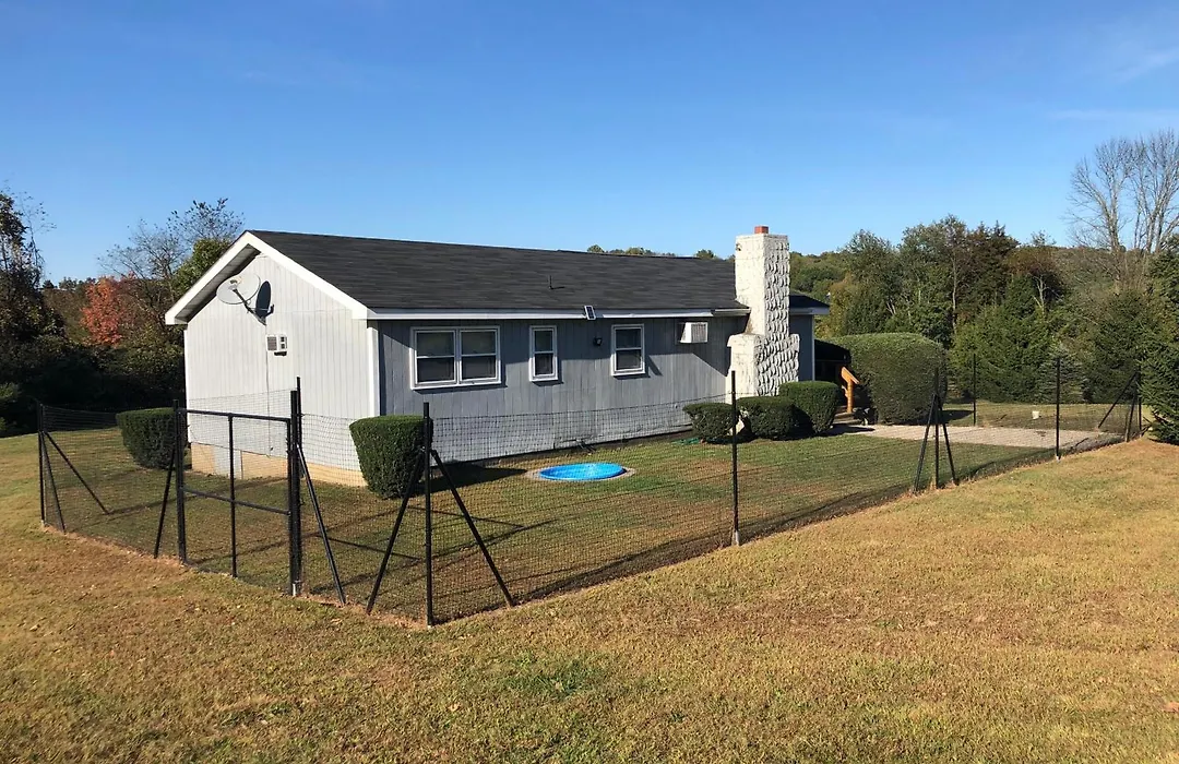 Fenced Yard Chalets From Good Dog Vacations At Big Valley Resort-1