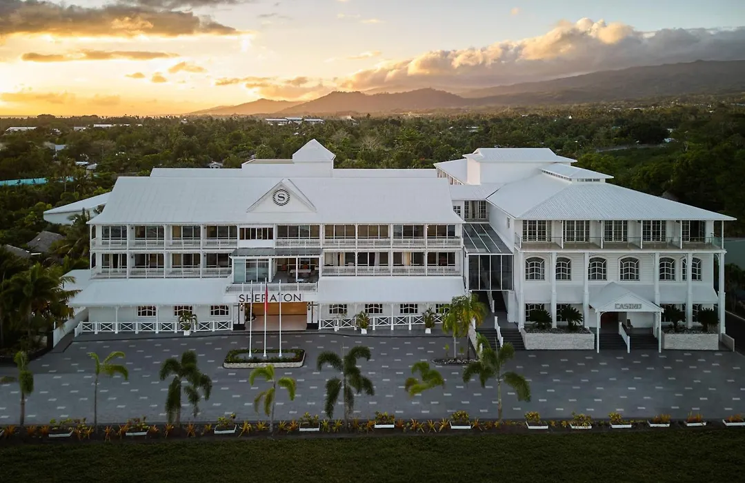 Sheraton Samoa Aggie Grey'S Hotel & Bungalows-1