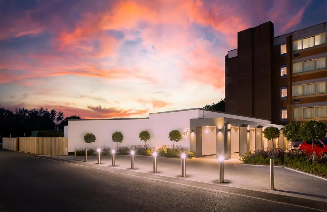 Holiday Inn London - Gatwick Airport By Ihg-1