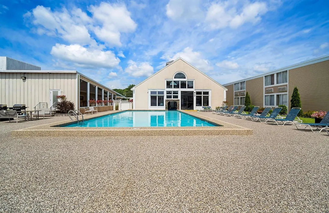 Best Western Merry Manor Inn-1