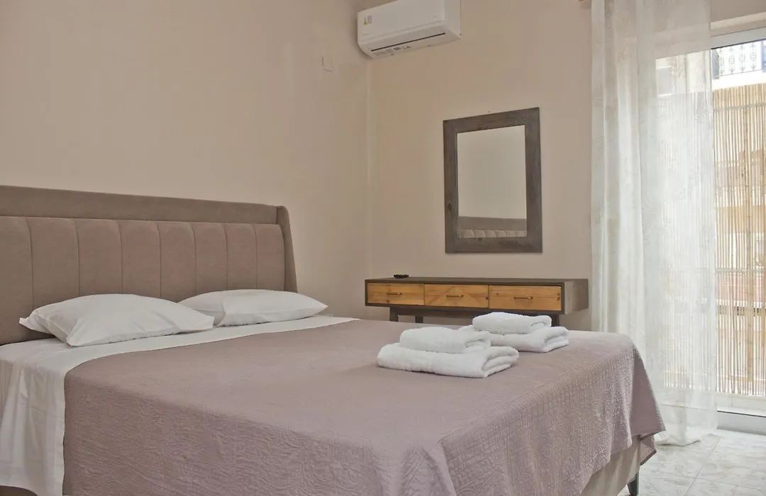 Danaos Hotel-1