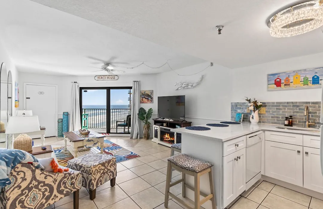 "Summer Winds" At Sunglow Resorts With Spectacular Ocean Views-1