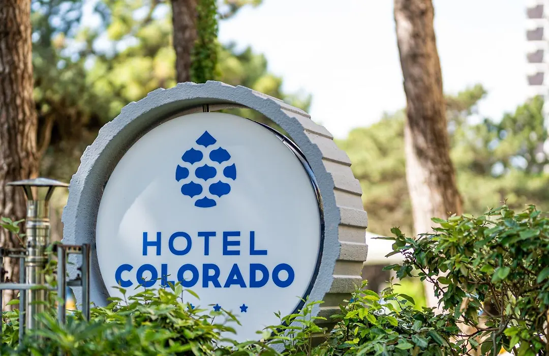 Hotel Colorado-1