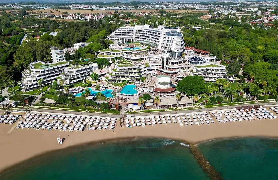 Sunrise Queen Luxury Hotel-1